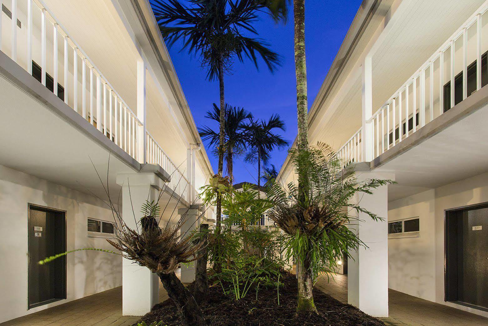 Hotel Grand Chancellor Palm Cove Kültér fotó